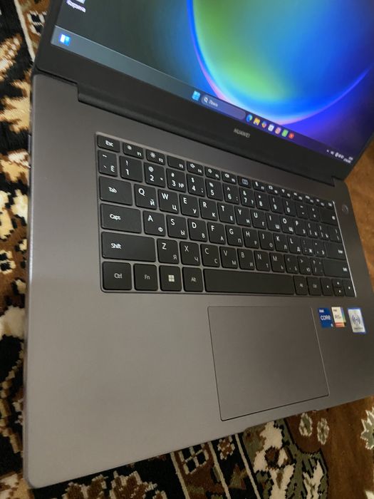 Huawei Core i5,1155G7 ОЗУ 8гб