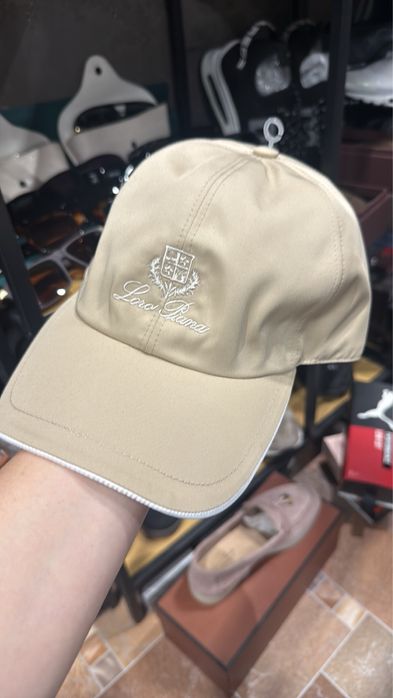 Шапки унисекс Loro Piana, Polo, NY