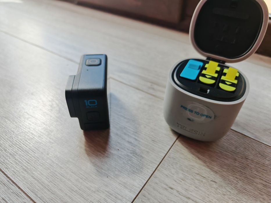 GoPro Hero 10 cu accesorii
