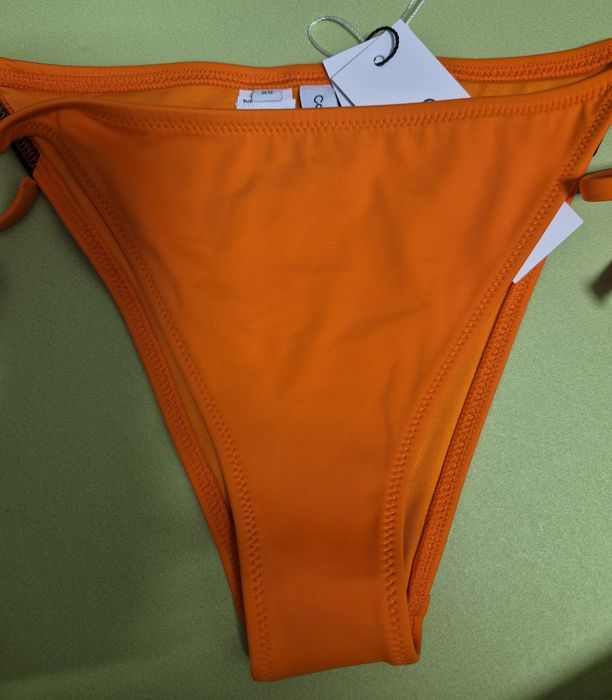 Размер XS -S Нови! Calvin Klein