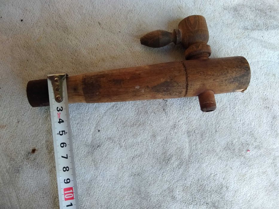 Дървена Канелка за бъчва, буре.