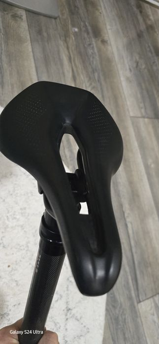 Седалка selle Italia SUPERFLOW XLR 198грама.