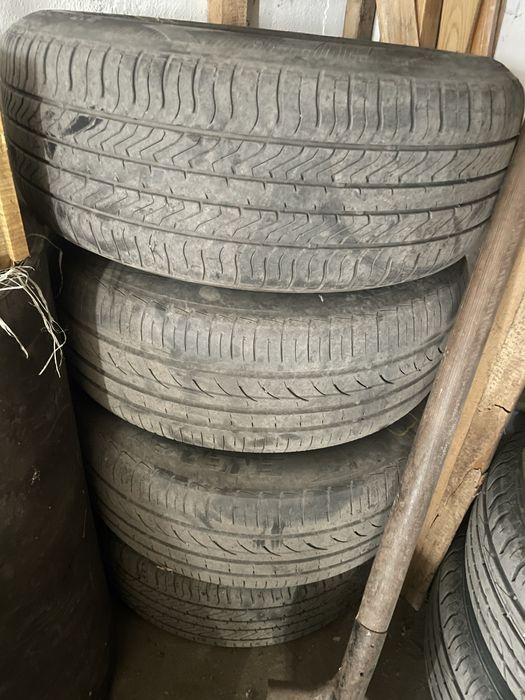 Продам комплект 215x60x16