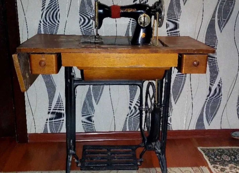 Швейная машинка советская