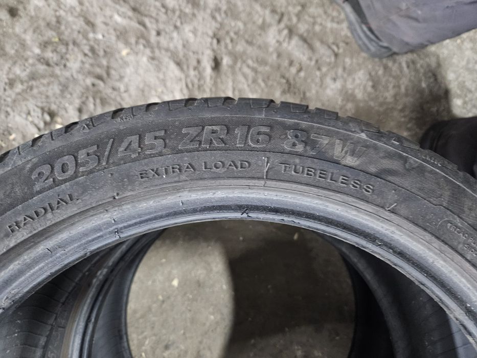 Cauciucuri 205/45 R 16
