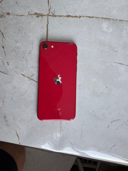 iPhone SE 2 поколения