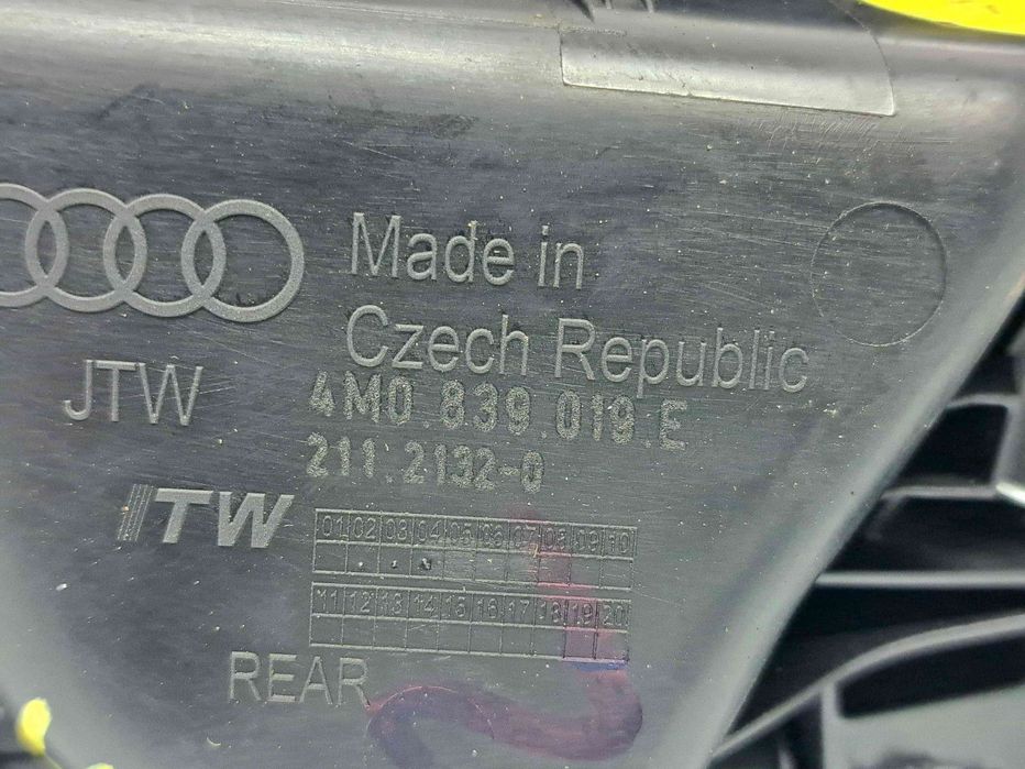 Maner interior stanga spate Audi Q7 (4MB) [ Fabr 2015-prezent] 4M0839