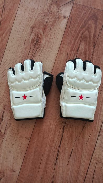 Перчатки для тaэквондо FIGHT EMPIRE