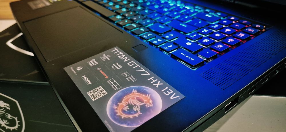Laptop Gaming MSI Titan i9 13980HX RTX 4090 17.3" 4K 144Hz