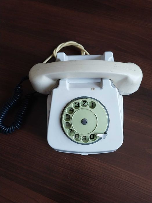 Telefon fix vechi cu disc, vintage