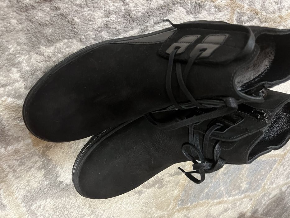 срочно продам обувь