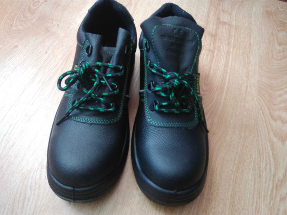Рaботни обувки  номер 42