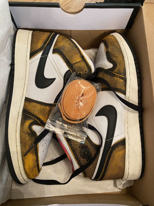 Air Jordan 1 Mid SE  39