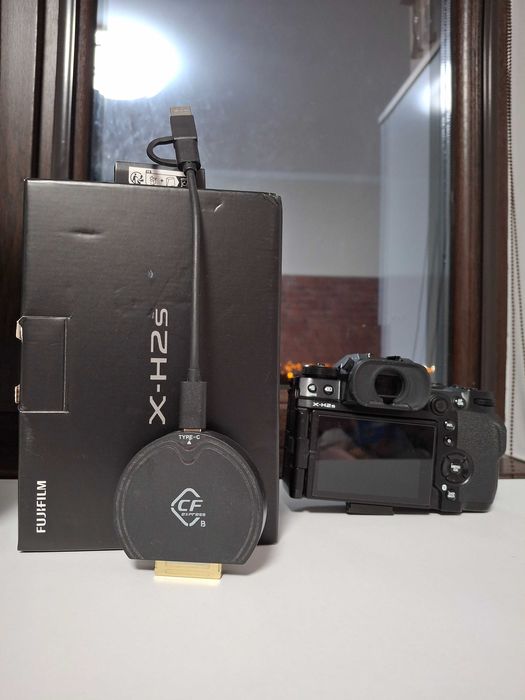 Card si Reader CF Express Type B 2TB