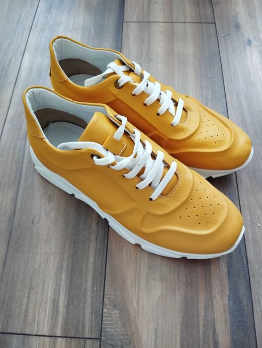 Дамски маратонки изцяло естествена кожа 38 номер