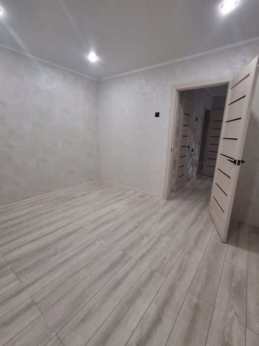 Продам 2к в центре р-н Достык Молл 3/5