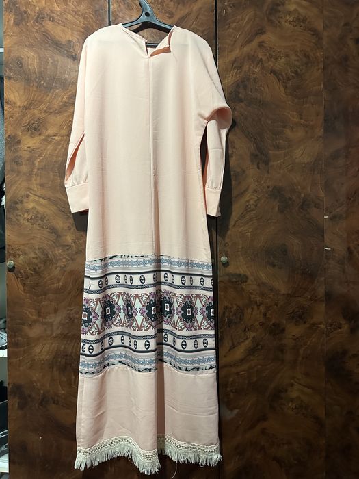 Продам платья женский одежда