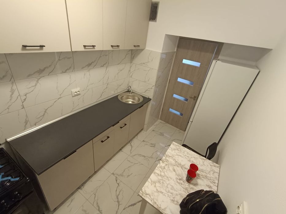 Închiriere apartament 2 camere Vălenii de munte centru