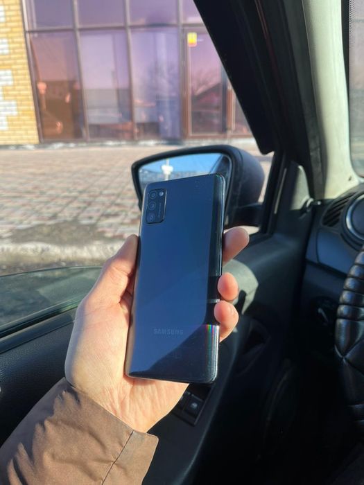 Продам смартфоны