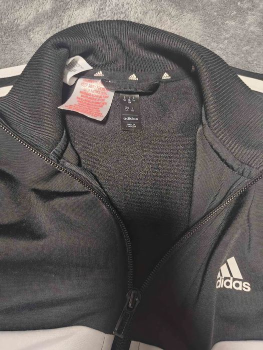 Adidas - анцузи.