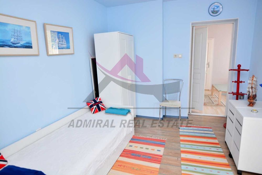 Продава се Четиристаен апартамент в Варна, Червен площад - 147 кв.м за 1939 €/кв.м - Снимка #6