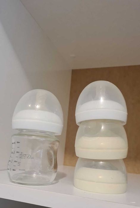 Бебешко стъклено шише Avent