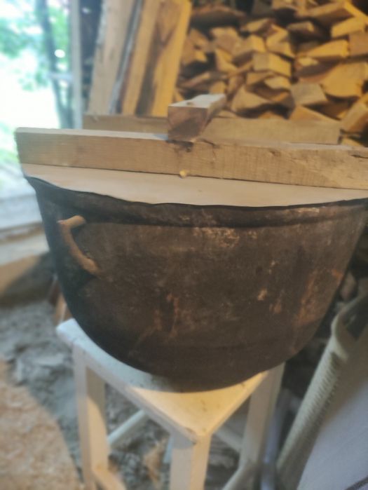 Продам большой казан б.у