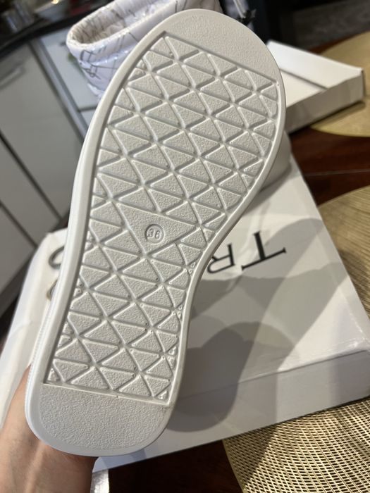 Продам дутики