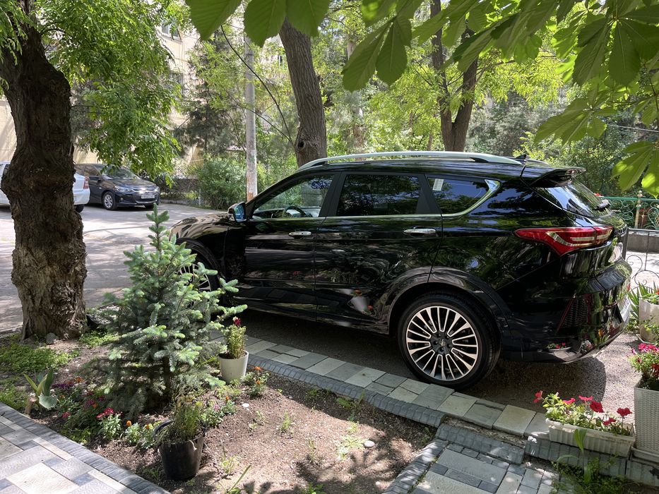 Продаётся автомобиль jetour x70