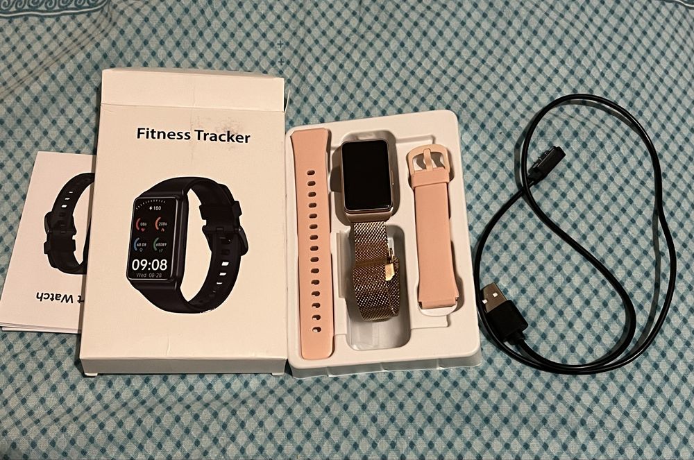 Smart часы Fitness Tracker