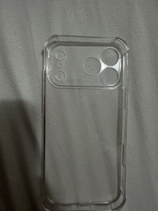 Чехлы на айфон 17 про макс