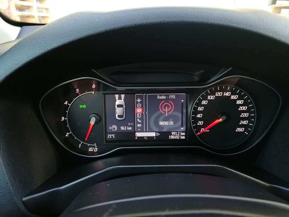 Ford Mondeo 1,6 anul 2012 stare impecabilă