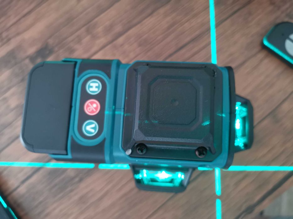 Laser 16 linii 4 D cu telecomanda Autonivelare