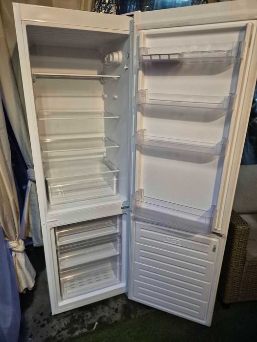 Combina frigorifica Heiner