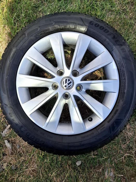 Оригинални алуминиеви джанти VW/SEAT 6.5Jx16 ET46 + зимни гуми
