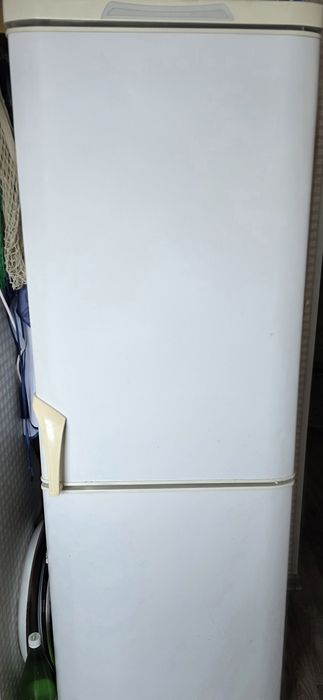 Продам холодильник бирюса