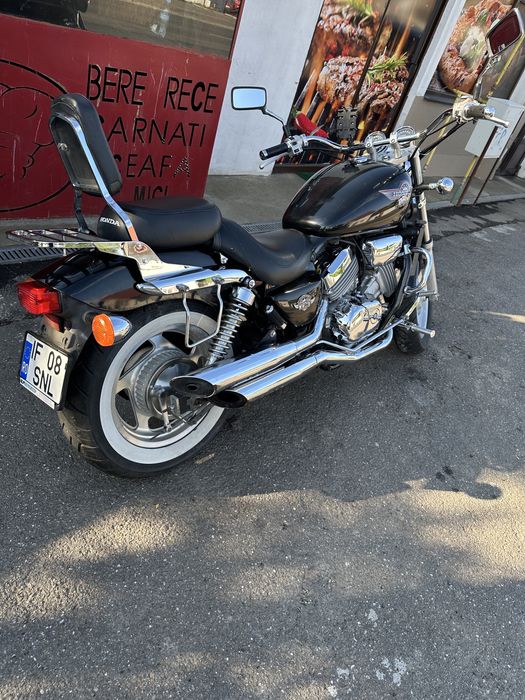 Honda VF 750 Magna