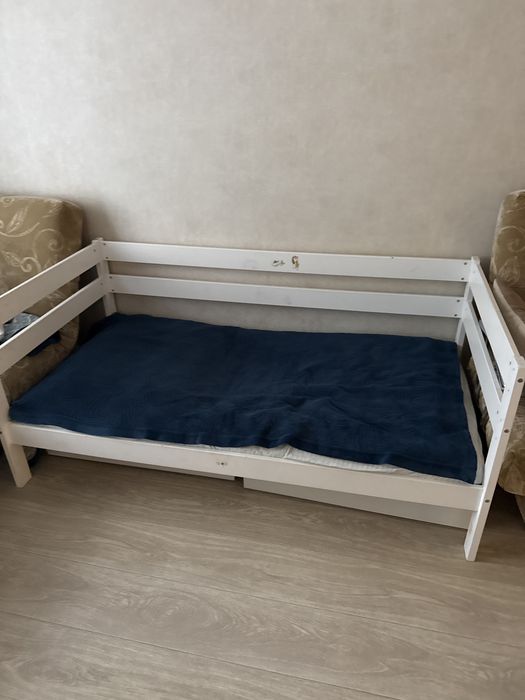 Отдам кровать для детей