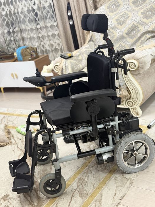 Инвалидная коляска