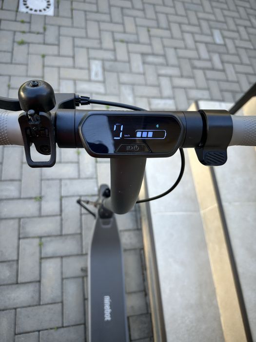 De vânzare Ninebot KickScooter E2 – ca nou!