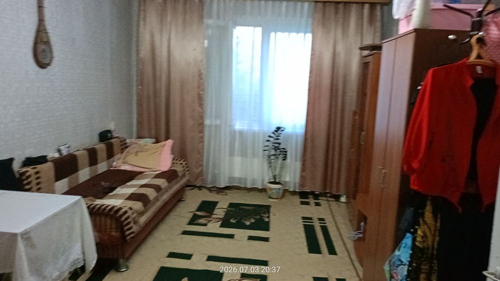 Продам квартиру двухкомнатную.