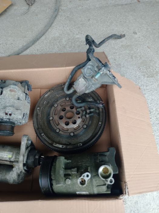 Останали части от SKODA OCTAVIA II 2.0 FSI 150 2005г.