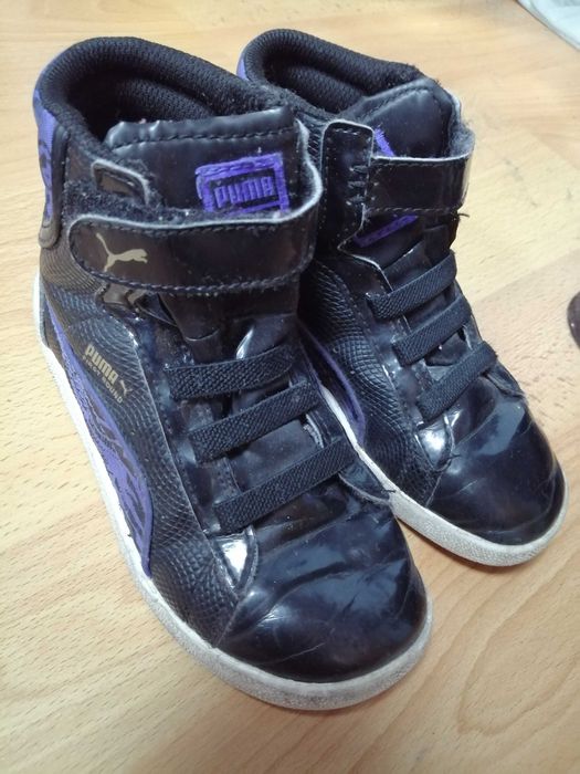 Четири чифта детски обувки за 20лв.