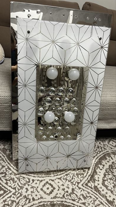 Продам люстру для зала