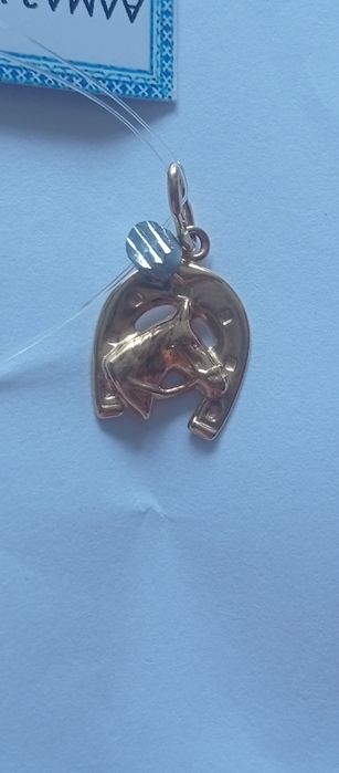 Новый золотой кулон Символ Года