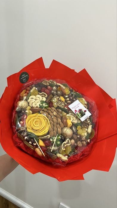 Букет из сухофруктов