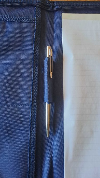 папка луксозна за документи с цип синя размер A4