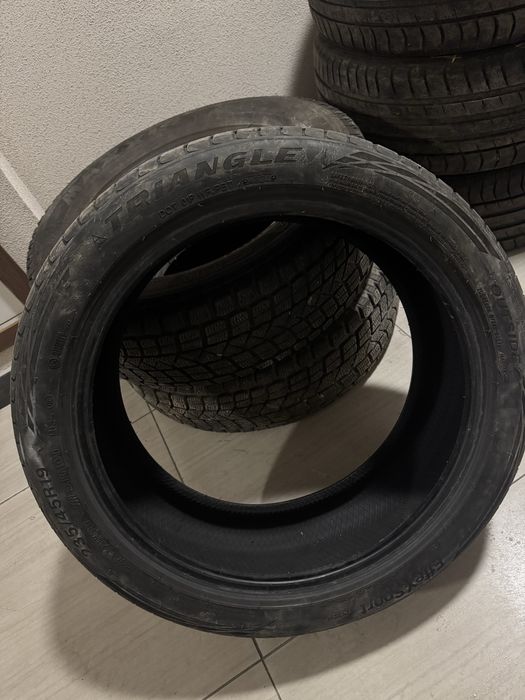 TRIANGLE 235/45/19!