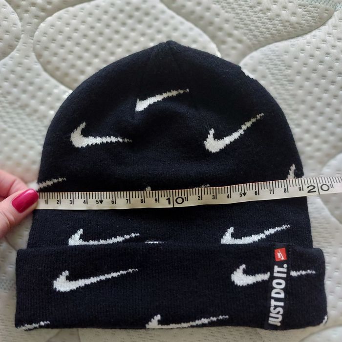 Детска зимна шапка Nike