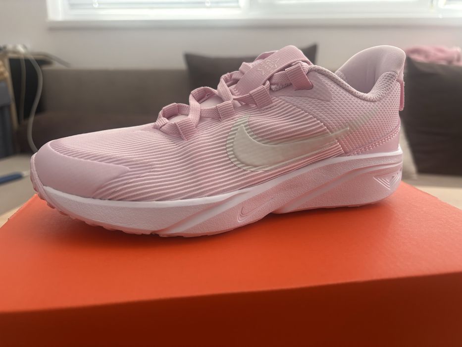 Нови маратонки Nike